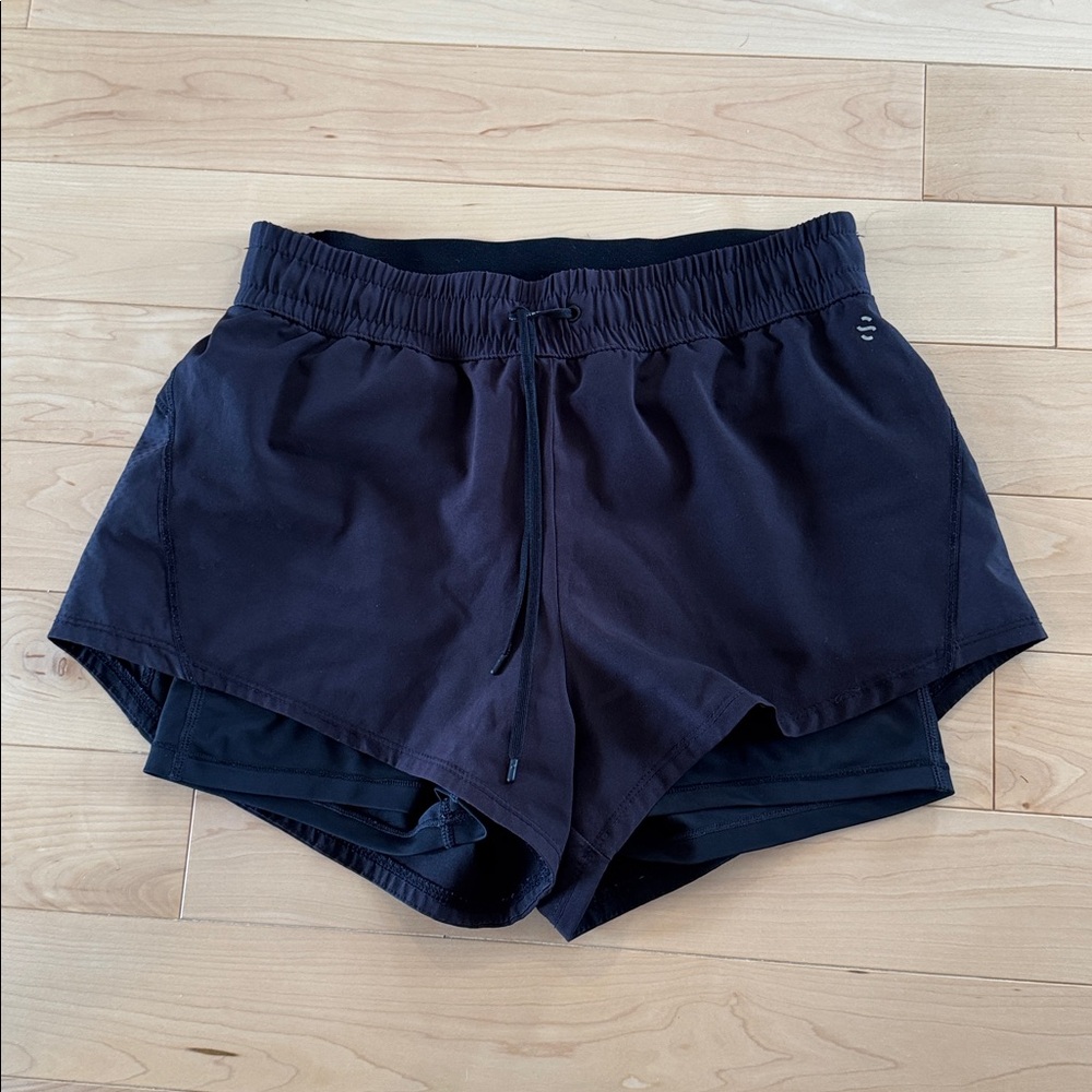 H&M Sport Black Shorts (2 layers)